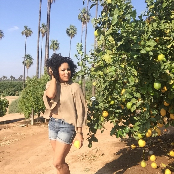 Olive green light weight top w/ cowl neckline, New - Picture 4 of 8